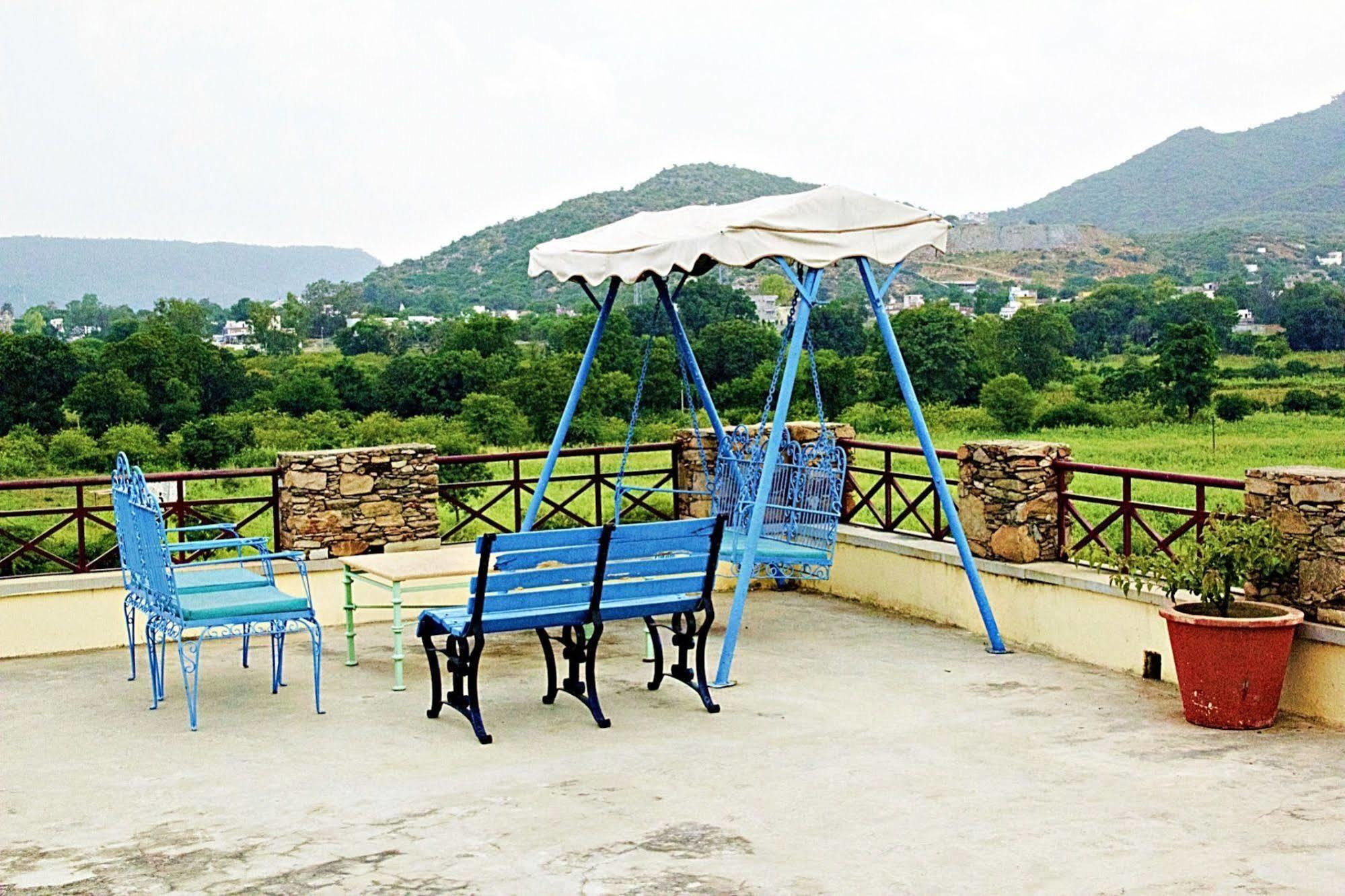 Hotel Devra Udaipur Exterior foto